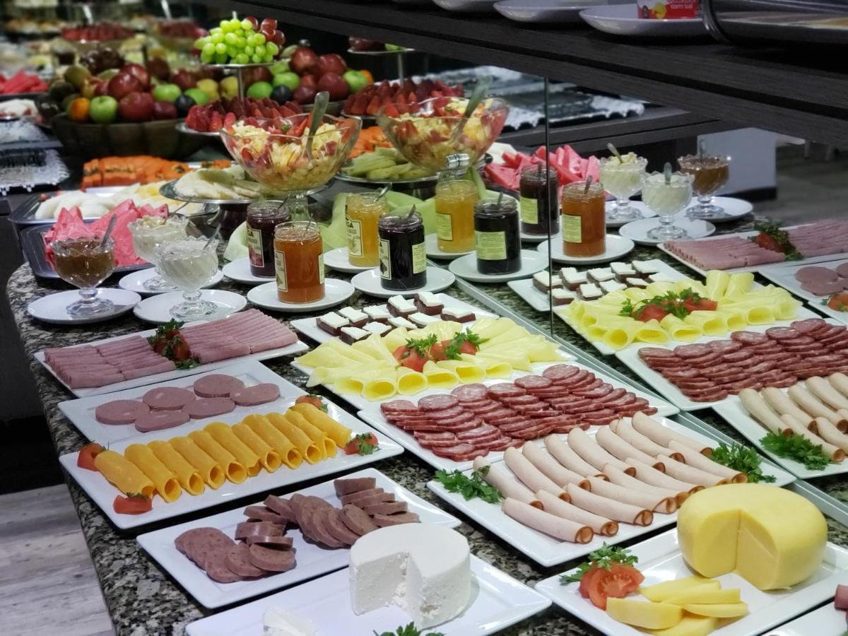 Plaza Hotel 3*